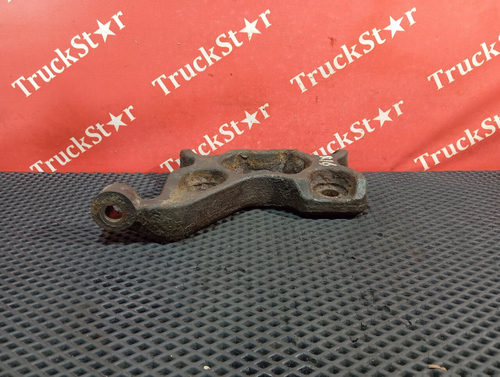 Кронштейн амортизатора задний правый