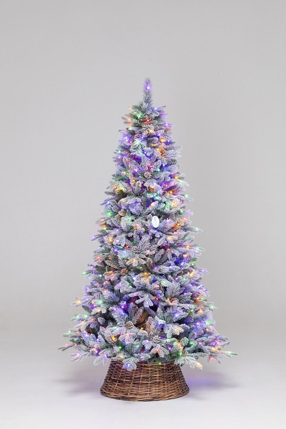 Заснеженная елка с гирляндой 2в1 "Скандинавия" с шишками (Литая+пвх) 210 см / 2,1 м