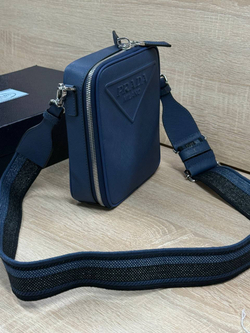Сумка-мессенджер Prada