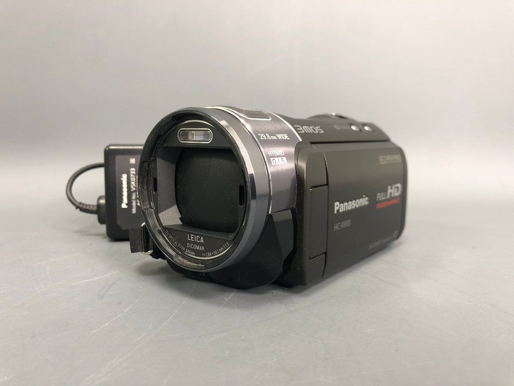 Panasonic HC-X800