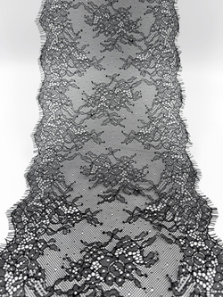 Кружево шантильи черное неэластичное ширина 22 см купон 2.9 м