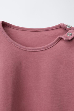 ZARA НАБОР ИЗ ТРЕХ ОДНОТОННЫХ ФУТБОЛОК, РОЗОВАТЫЙ