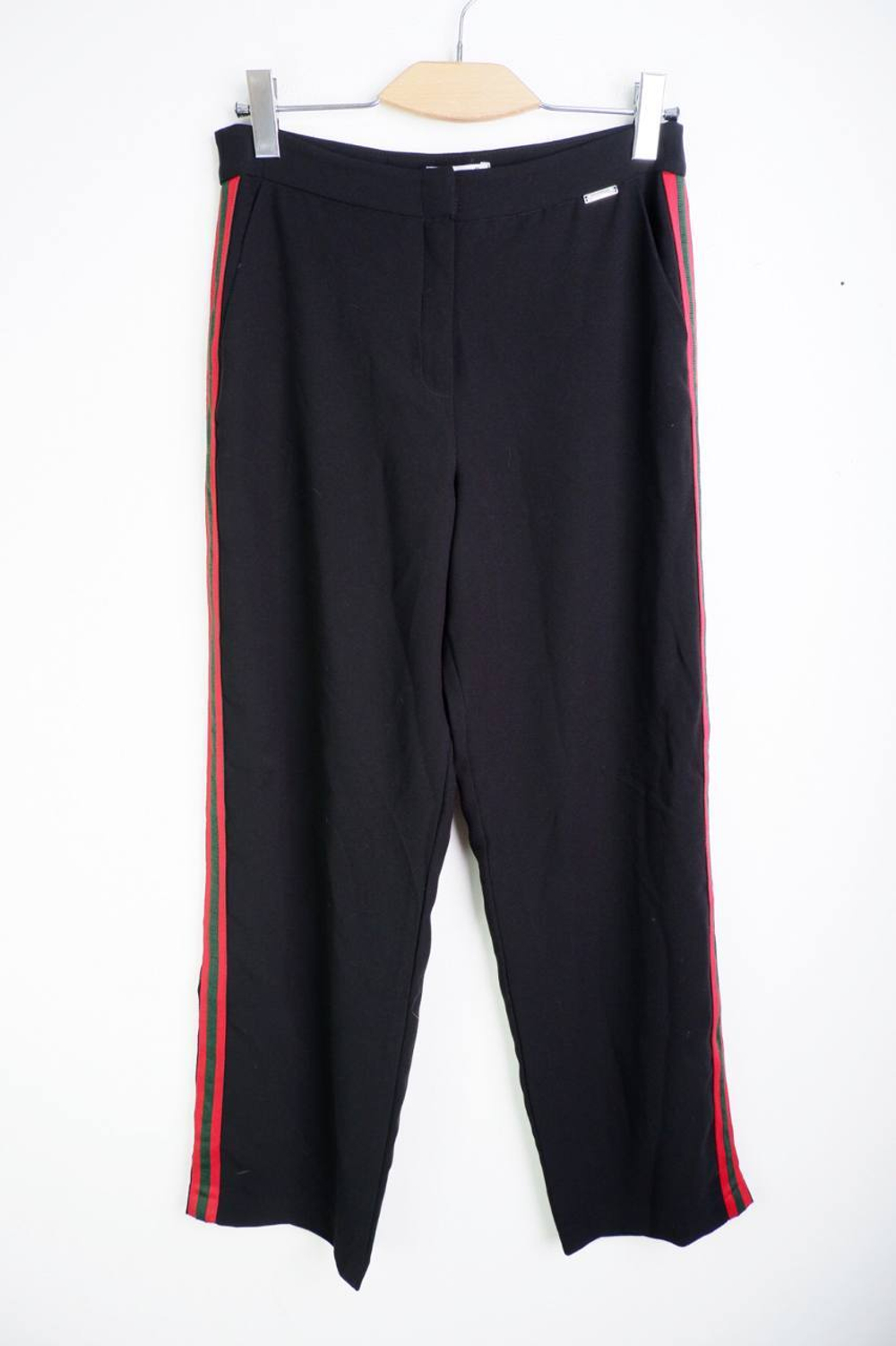 Брюки с яркими лампасами, маркировка 40, визуально на 46 размер