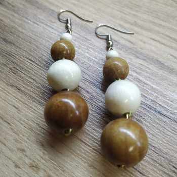 Серьги 4 шара, дерево, цвет молочный, коричневый, 13x40 мм 315959