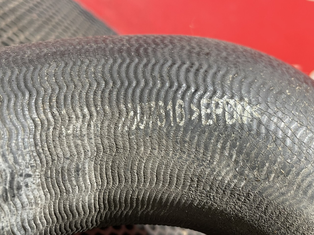 Патрубок системы охлаждения 2021г.