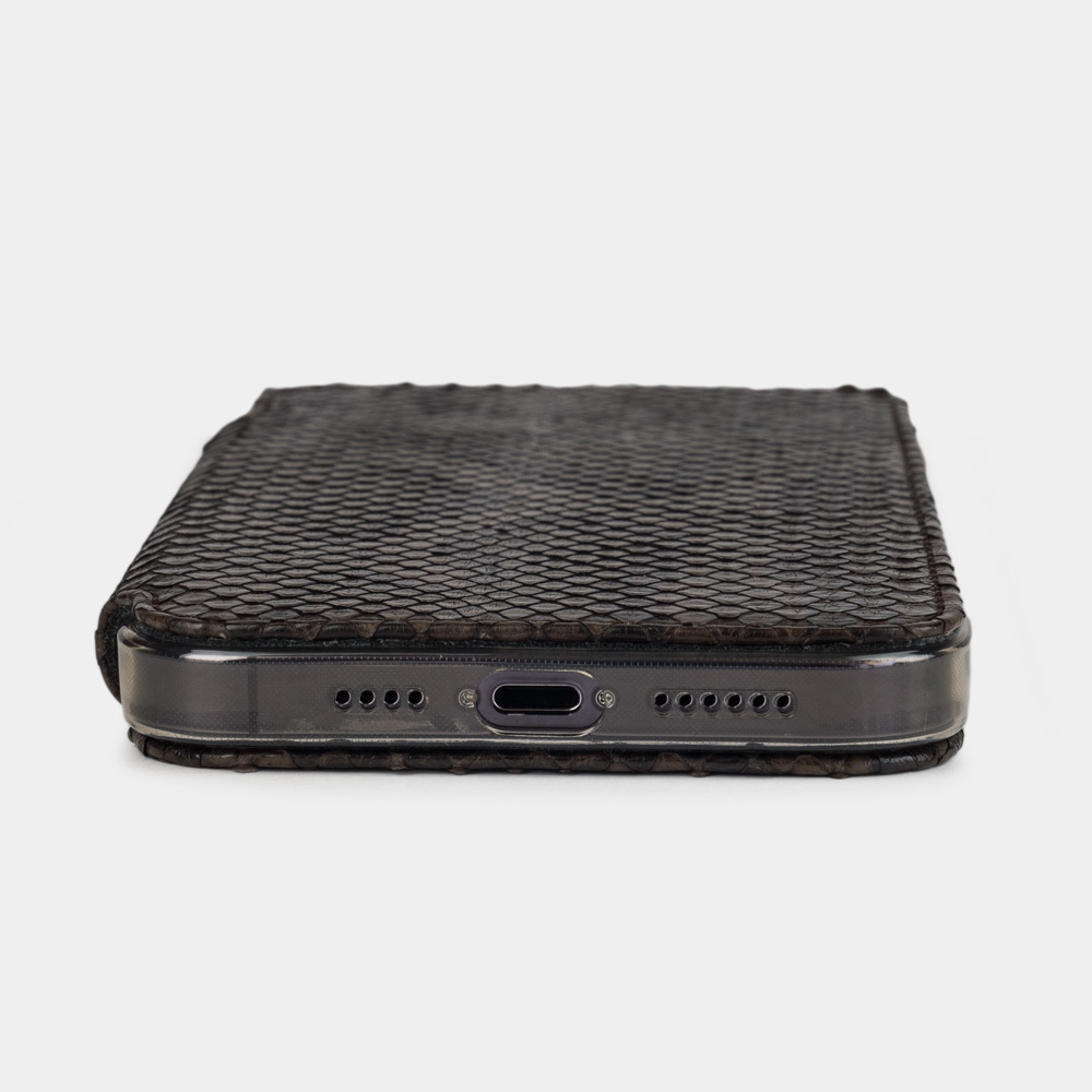 Чехол Benoit для iPhone 13 Pro из кожи питона, темно-коричневого цвета