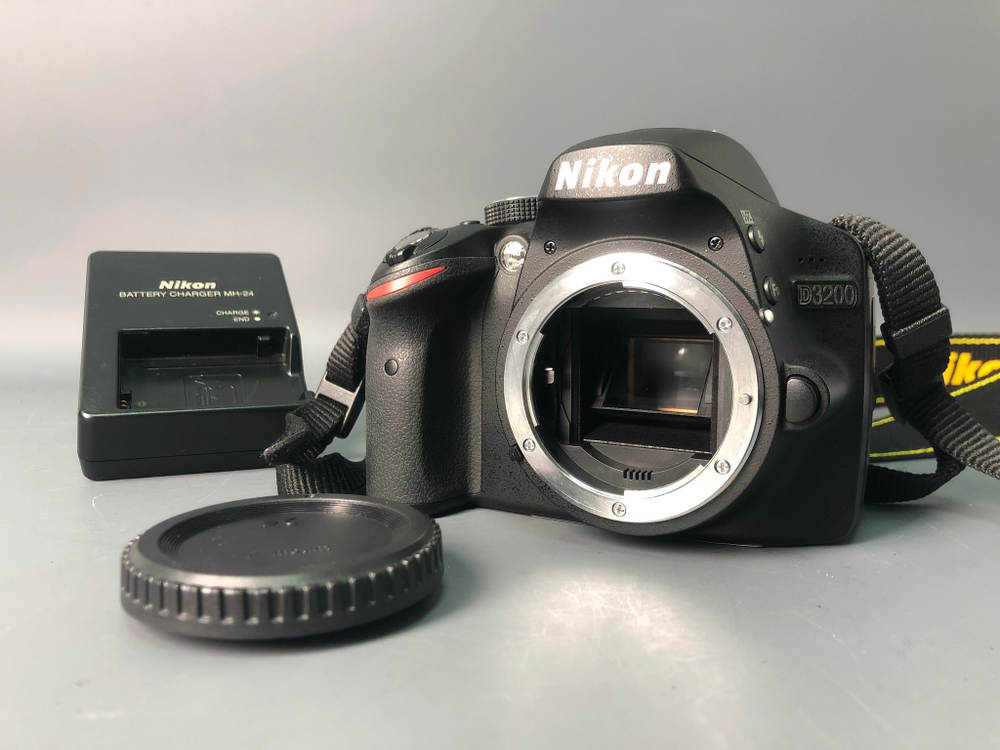 Nikon D3200 5.400 кадров
