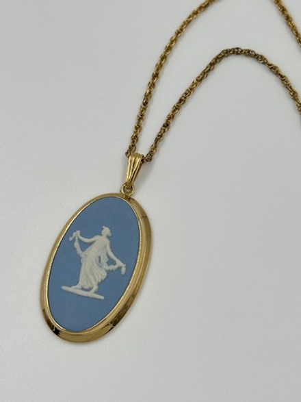 Кулон Wedgwood голубой