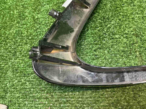 Накладка переднего бампера Toyota Camry xv70 20-24