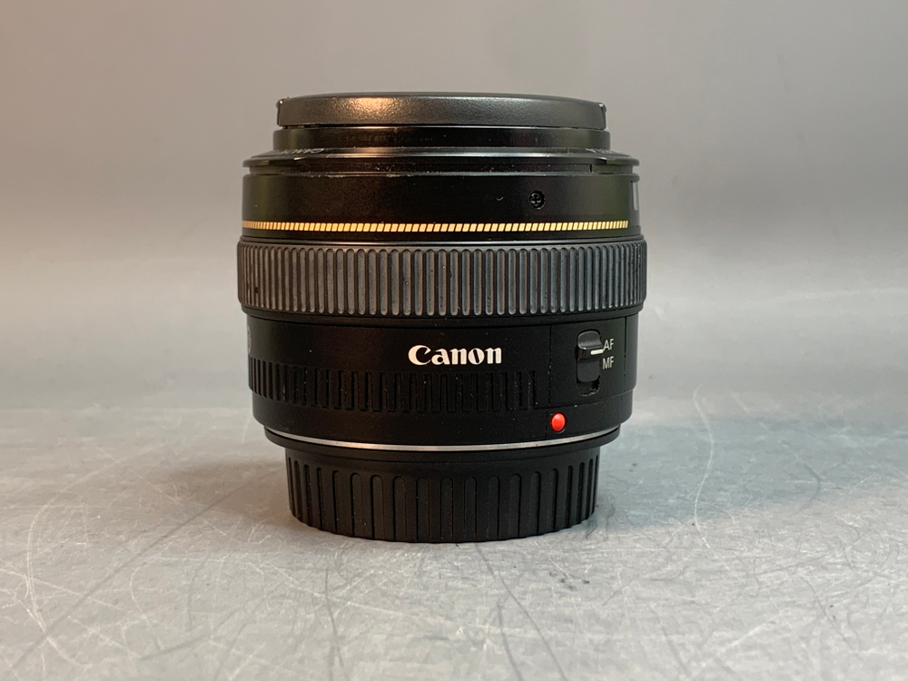 Canon EF 50mm 1.4 USM автофокус не всегда корректно срабатывает