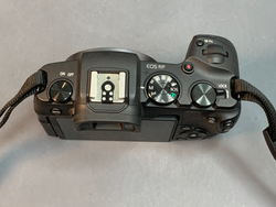 Canon EOS RP Body 1.000 кадров