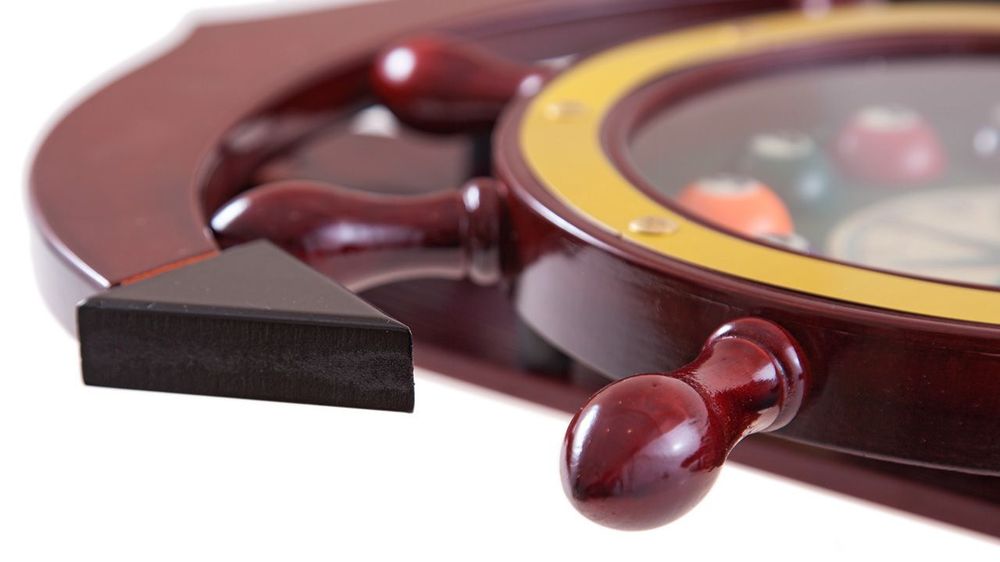 Часы настенные "Якорь" 40 см x 61 см, деревянные