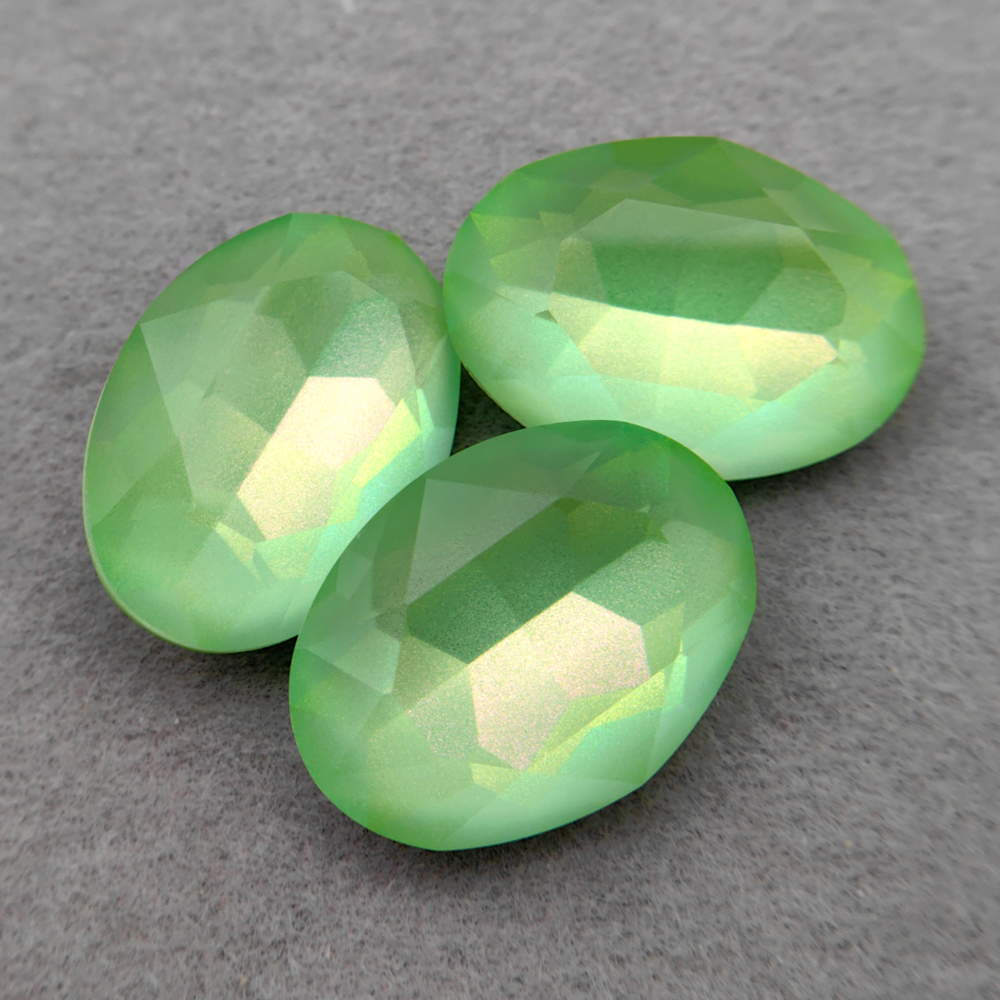 Овал К9, Green DeLite Glitter