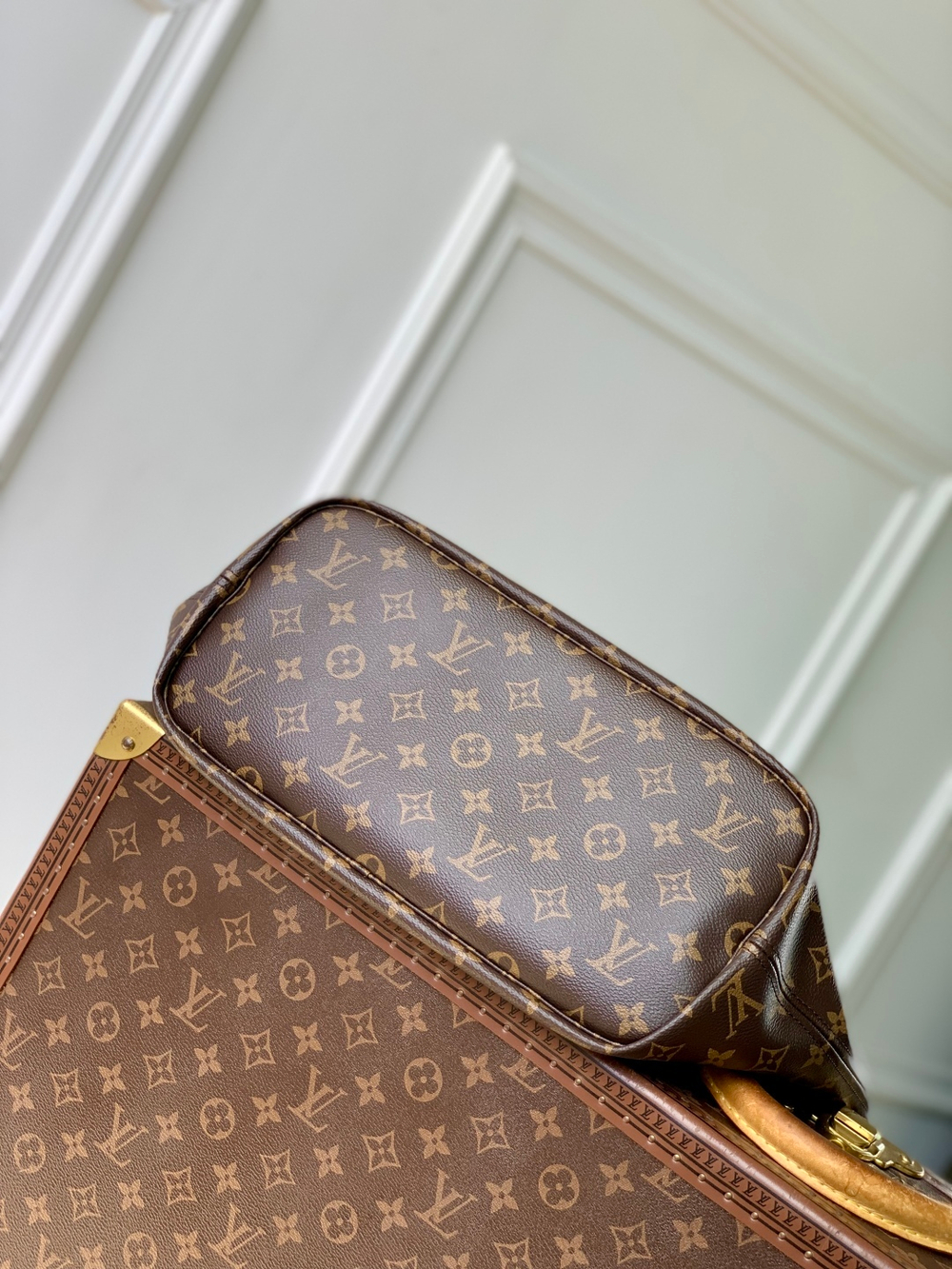 Louis Vuitton Neverfull Bandouliere Inside Out MM
