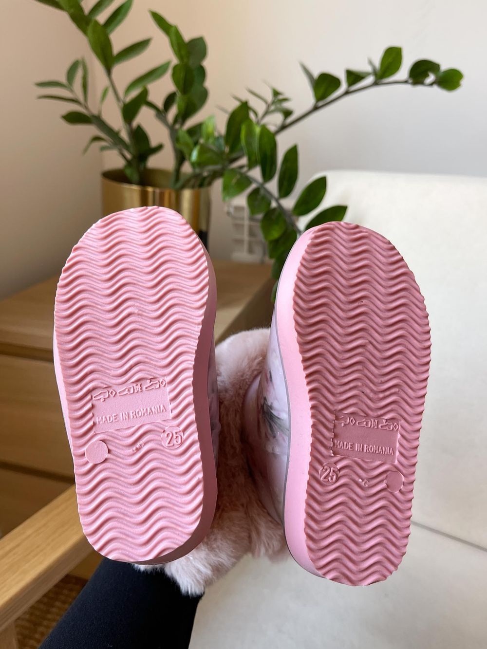 Новые сапоги Monnalisa, 24