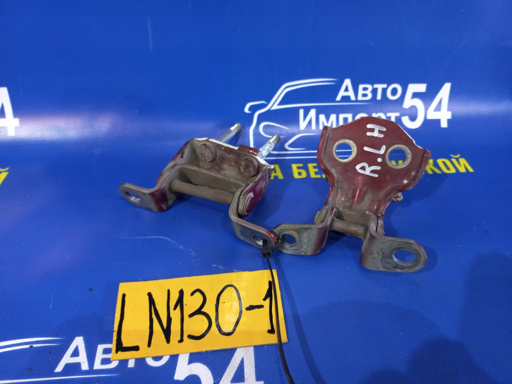 Петля двери задней левой TOYOTA HILUX SURF 1991