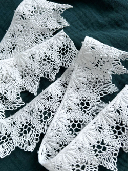 Тесьма кружево для кокетки и вязания Павлиний хвост
