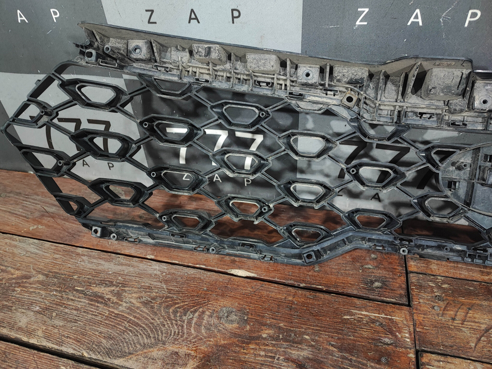 Решетка радиатора Kia Sorento 4 Оригинал целая 86351P2100