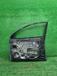 Дверь передняя правая Toyota Corolla E160 (13-19)
