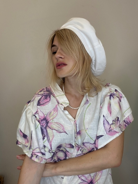 Берет джинса белый