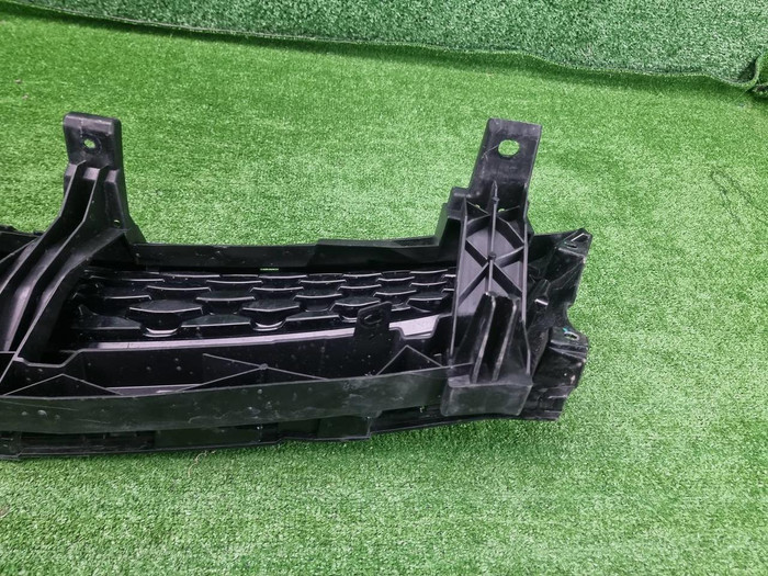 Решетка радиатора Geely Tugella (2022-2024)