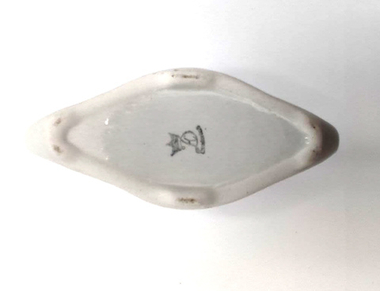 Подсвечник, мануфактура  Wiefel & Vohnler Wend Ensse Steinbachen, Германия, 1923-1930 гг.