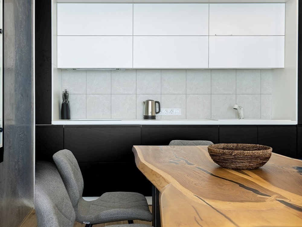 Самоклеящаяся панель ПВХ Камень серый глянец 300х300х2 мм