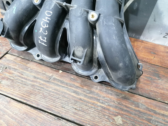 Коллектор впускной Москвич 3 22-нв Б/У Оригинал 1008100GG010