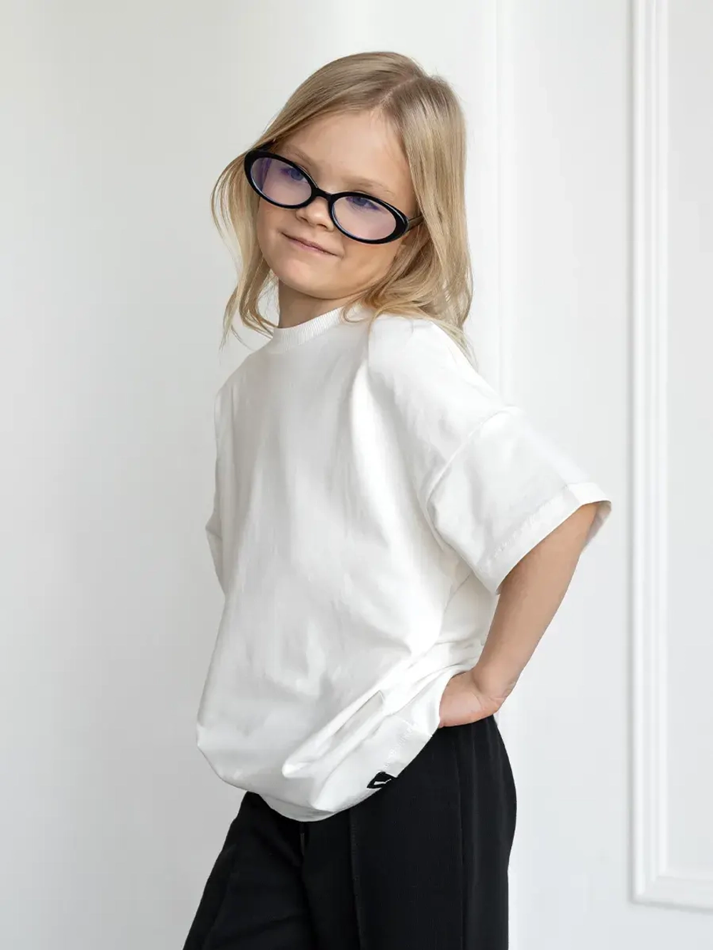 Футболка для девочки белая в школу