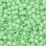 Японский бисер TOHO Round 8/0 (№975), окрашенный изнутри прозрачный