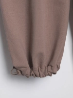 Спортивный костюм для девочки в школу