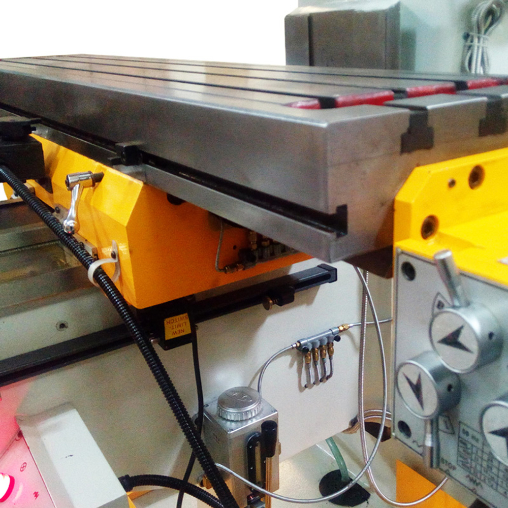 VISPROM FHX-55PD фрезерный станок с УЦИ