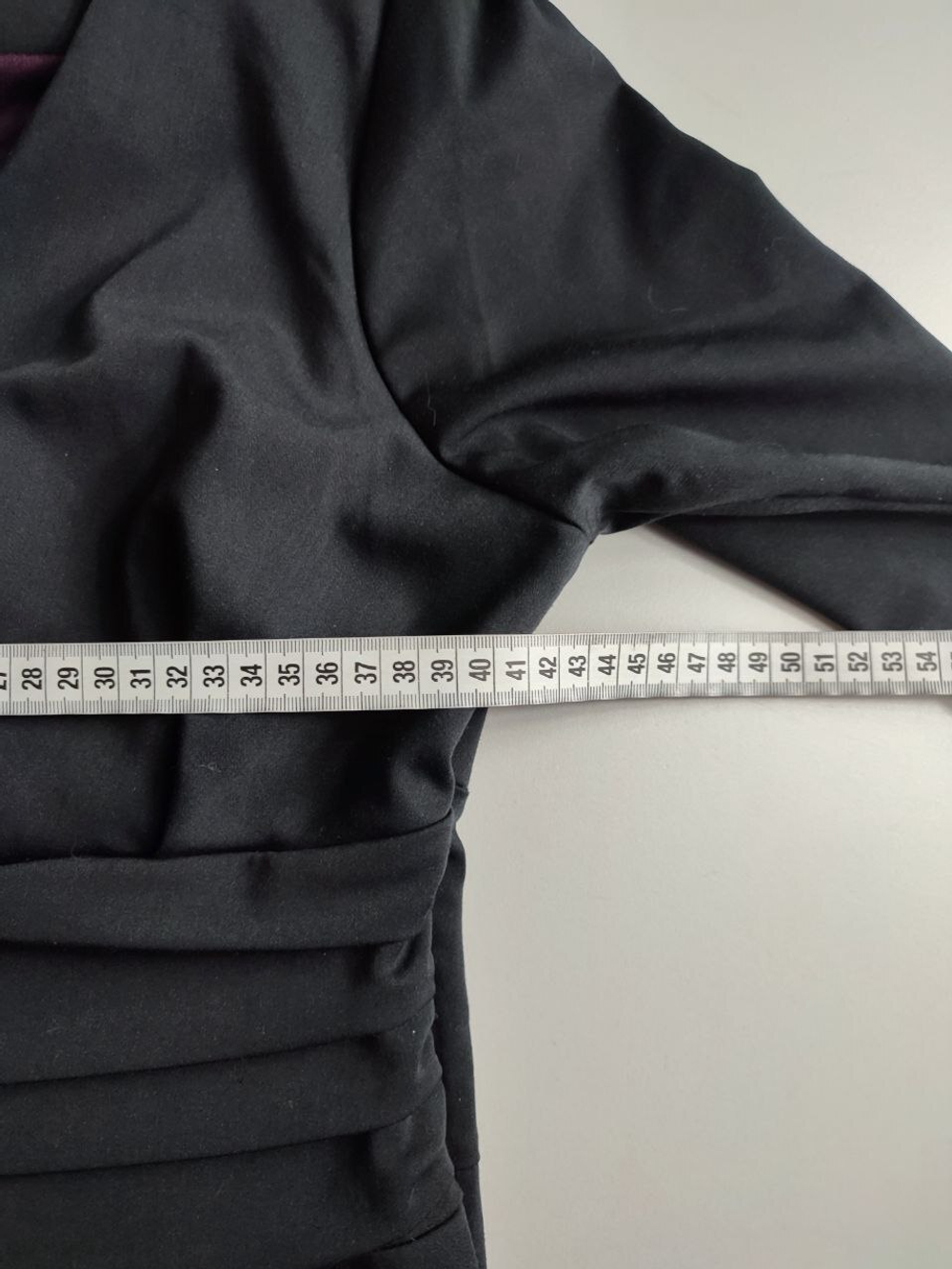 Платье Sara стильное 42 размер