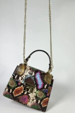 Женская разноцветная сумка из натуральной кожи