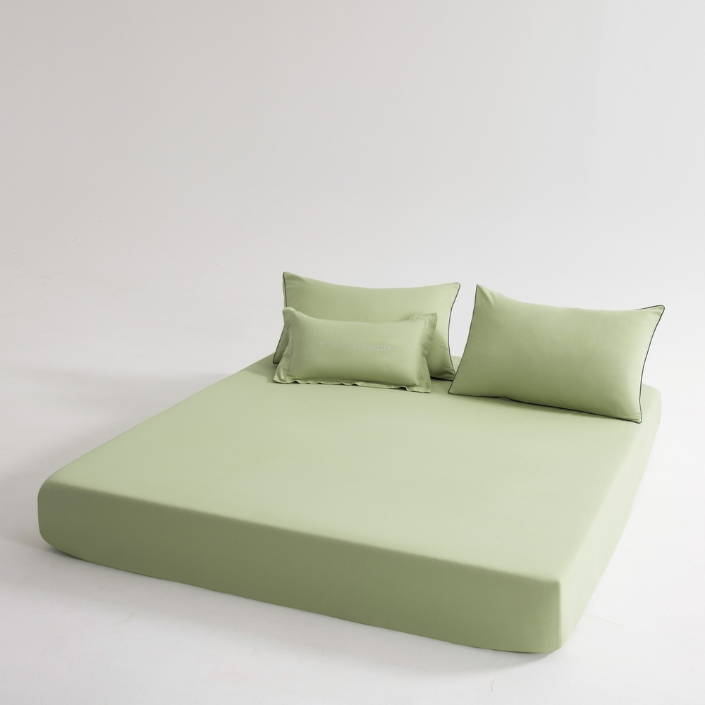 КПБ Однотонный Сатин Элитный на резинке OCER012, Евро, 4 наволочки, простынь 180*200*30