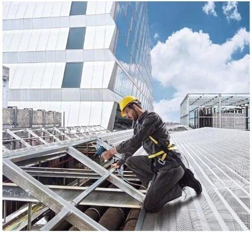 Аккумуляторный шуруповерт BOSCH GSR 12V-30 бесщеточная 06019G9020