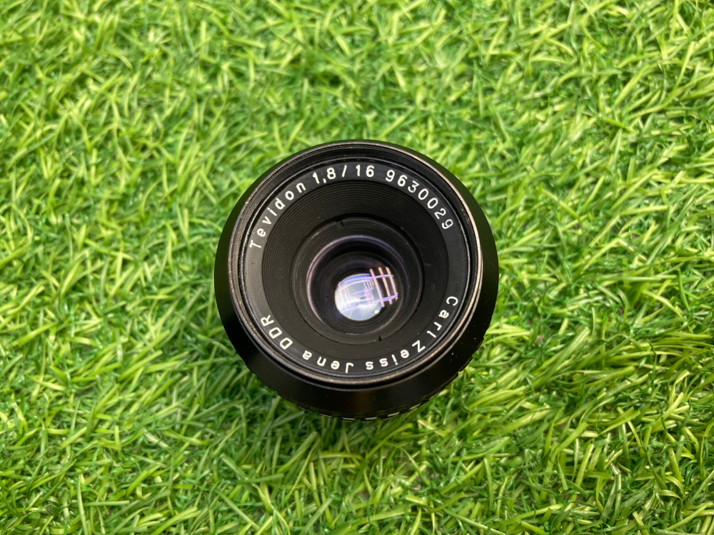 Carl Zeiss Jena Tevidon 16mm 1.8