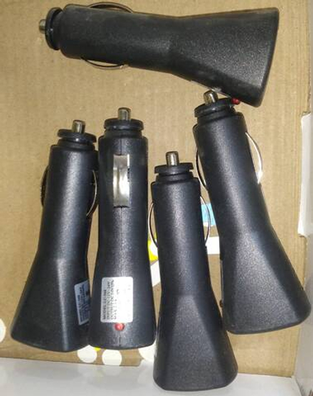 Зарядное устройство автомобильное в прикуриватель LC-368