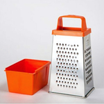 Терка универсальная 4-грани сырное наполнение с пластмассовой ручкой и пластмассовым контейнером 450мл 11х8,5х27см К01.002.07