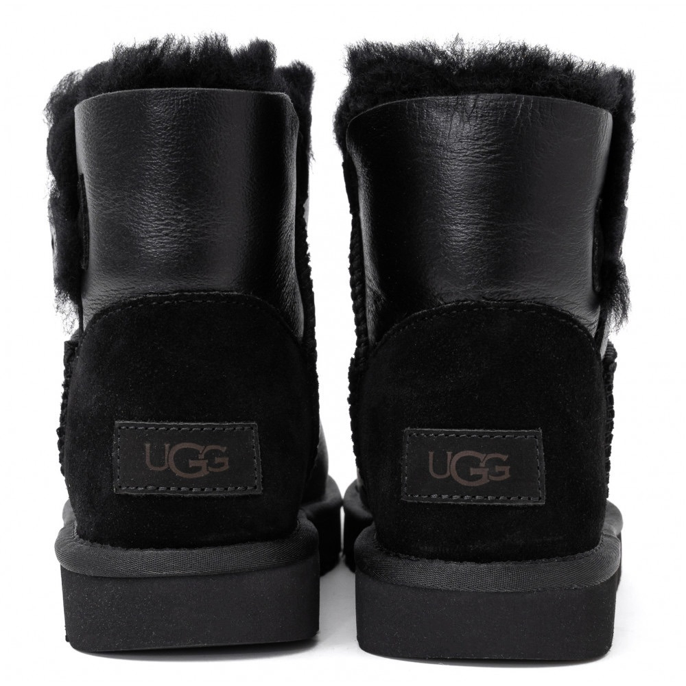 UGG Mini Bailey Button II Metallic Black