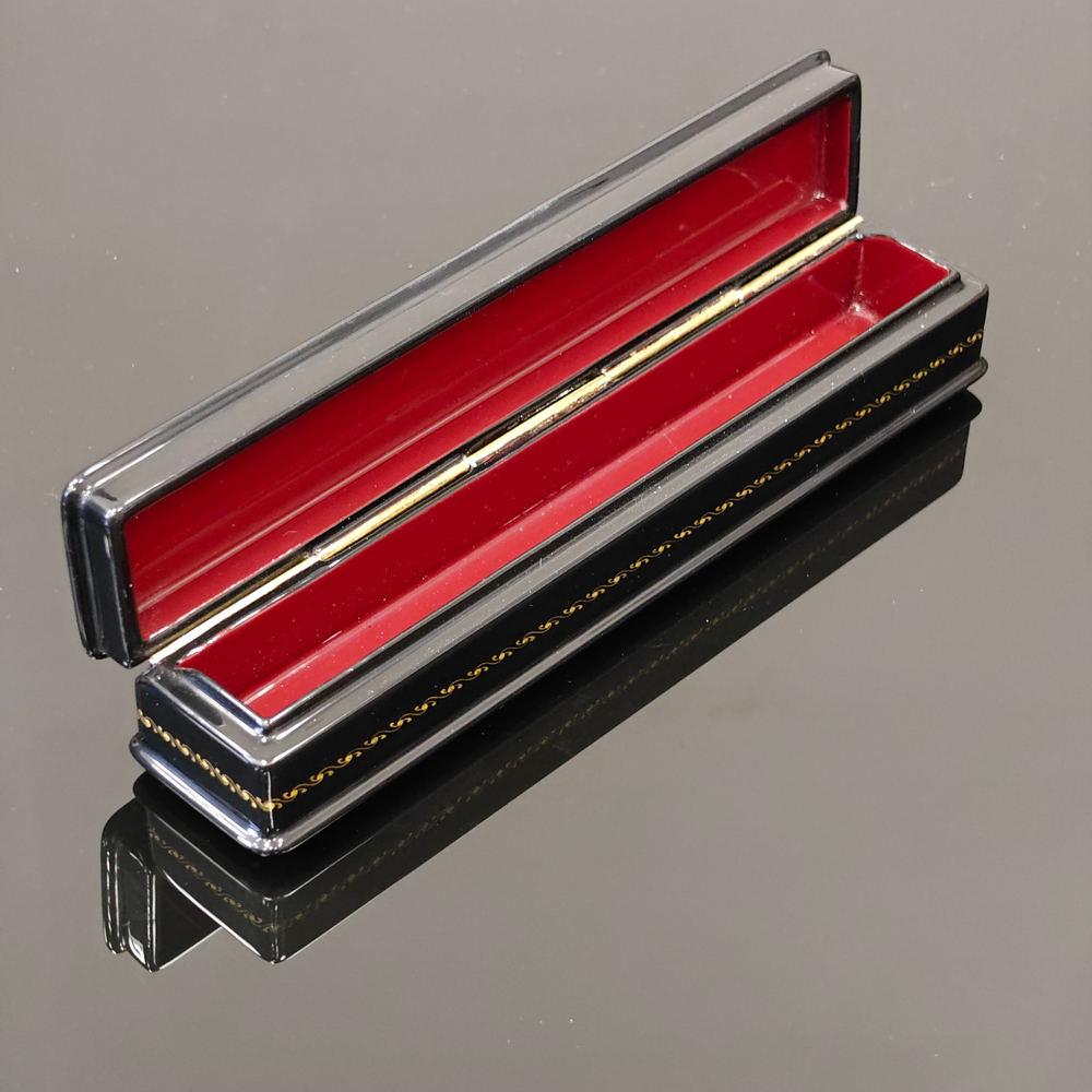 Шкатулка/пенал "Ирисы" №2 с ручной росписью