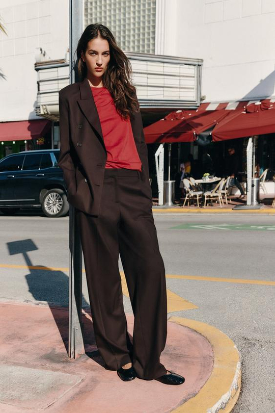 ZARA ПРЯМЫЕ БРЮКИ С ЗАЩИПАМИ, КОРИЧНЕВЫЙ