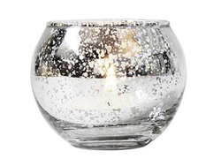Светодиодная свеча в серебряном стакане шар
