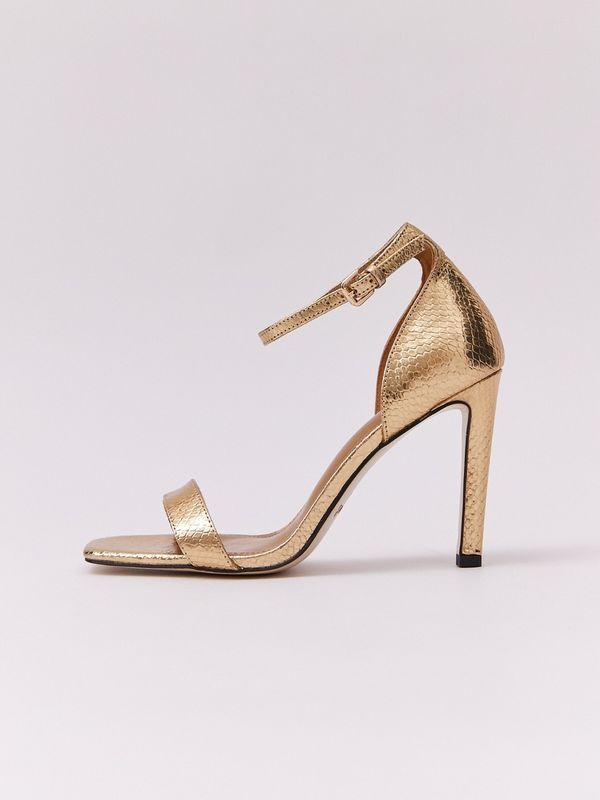 Босоножки на высоком каблуке из кожи под рептилию, золото