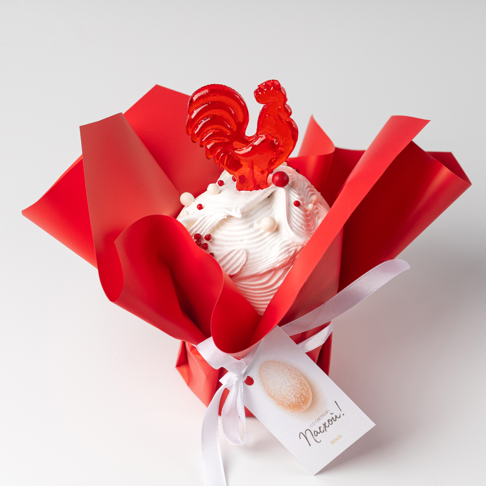 Итальянский кулич с кубиками апельсина в карамельной глазури и изюмом