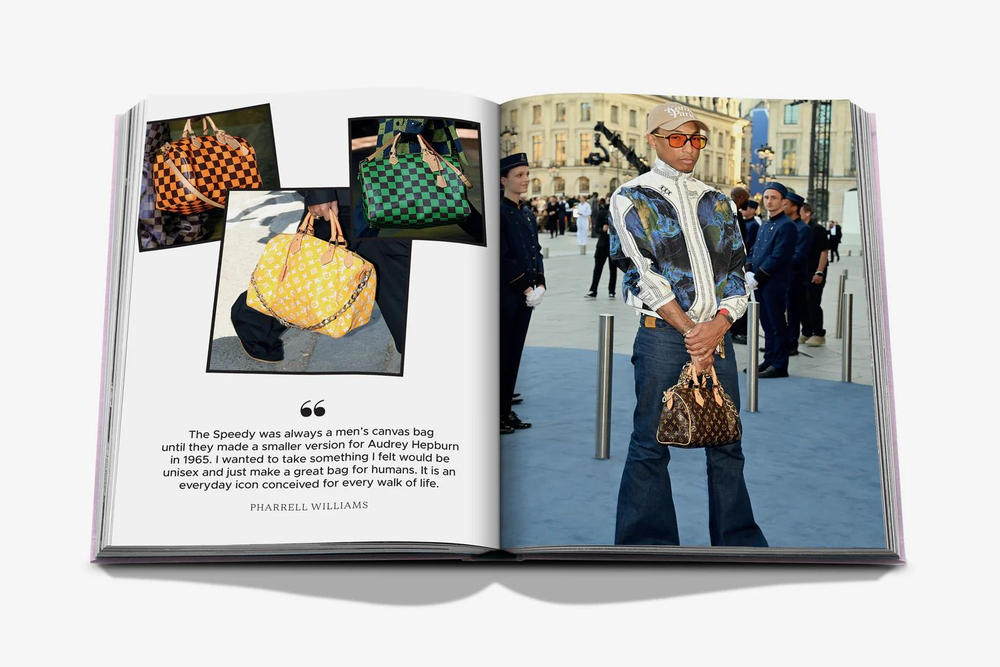 Книга на английском языке Assouline FASHIONPHILE: THE BOOK OF ICONIC BAGS