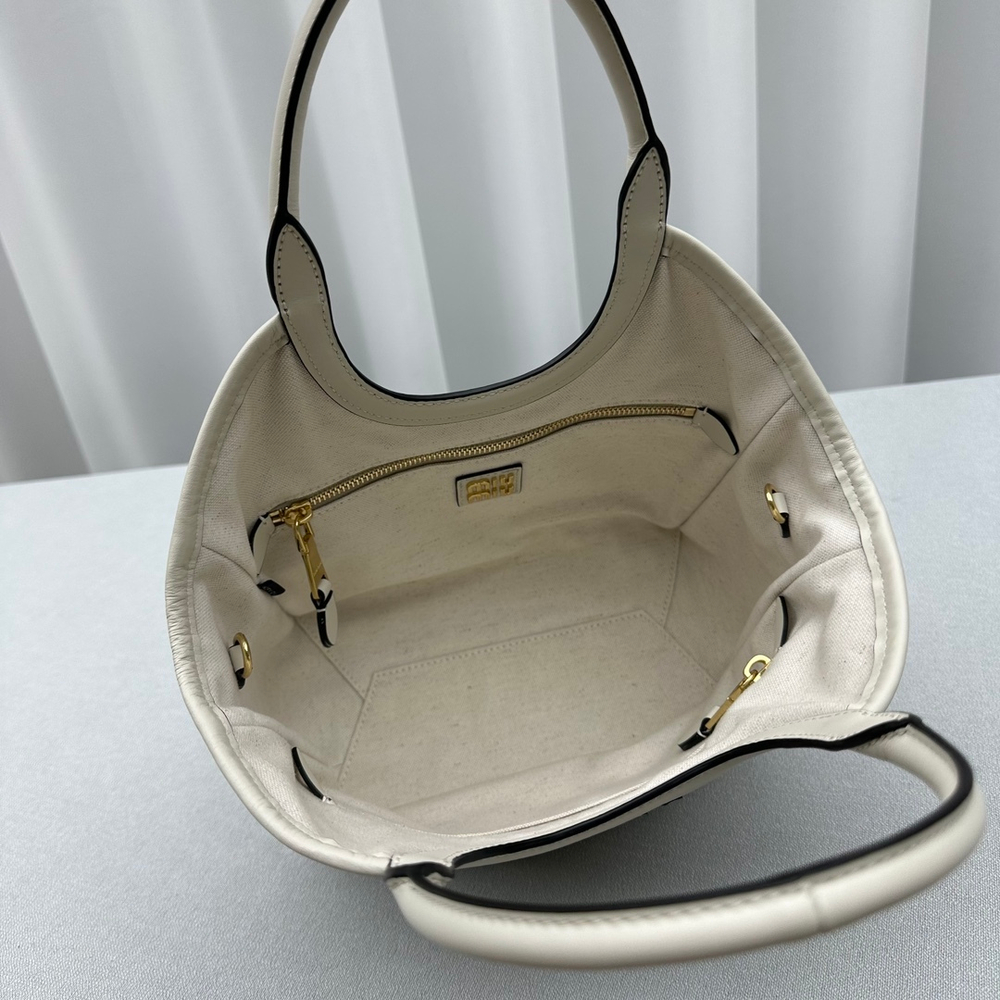 Miu Miu IVY Bag 23 cm