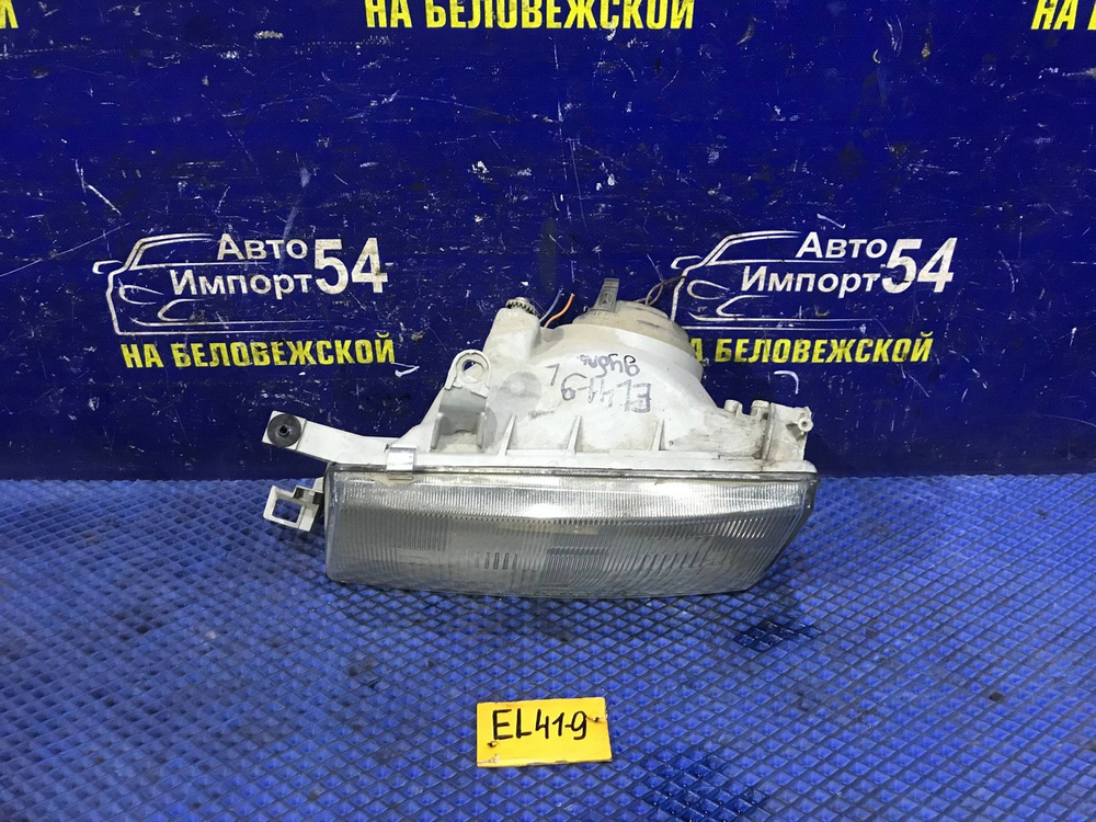 Фара передняя левая TOYOTA CORSA 1991