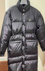 Пуховик Prada
