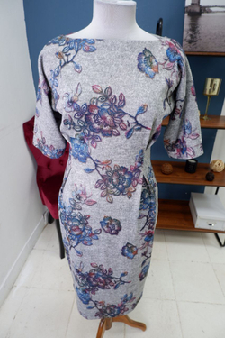 Платье Deniza с цветами 46 размер, новое